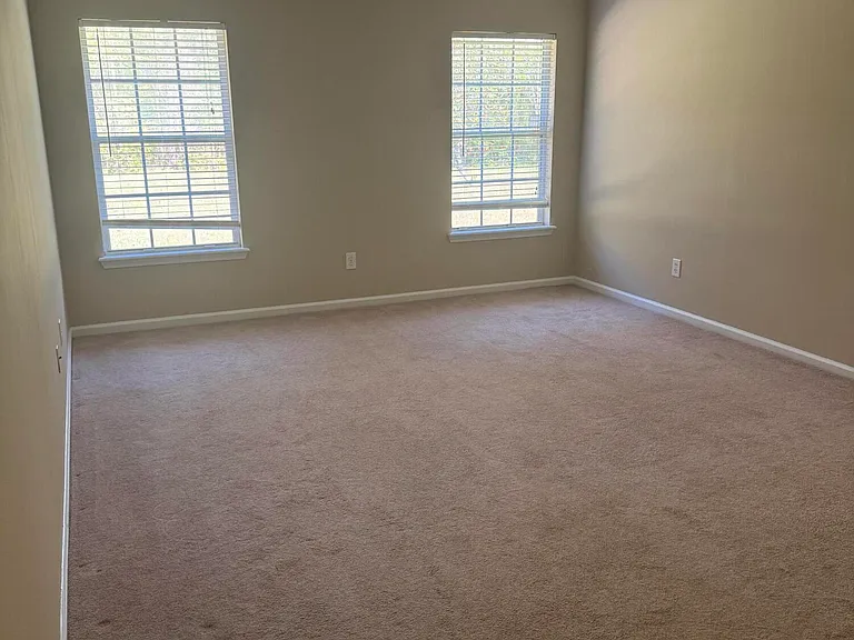1260 Ribbon Rd — Photo 7