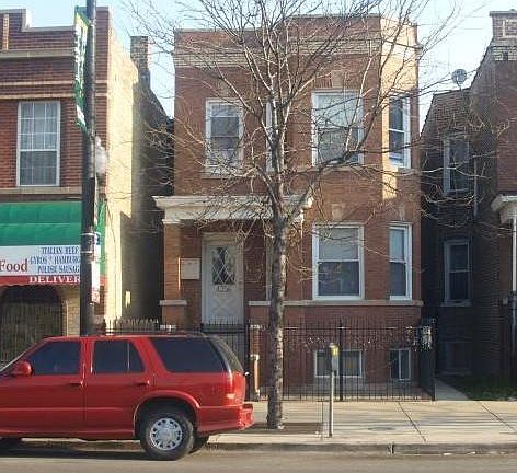 2nd image of 4316 W Fullerton Ave #2