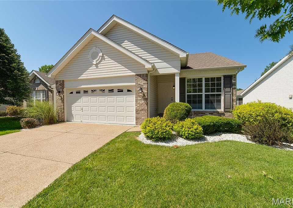 1st image of 459 Newport Dr