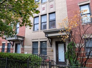 1004 N Crosby St, Chicago, IL 60610