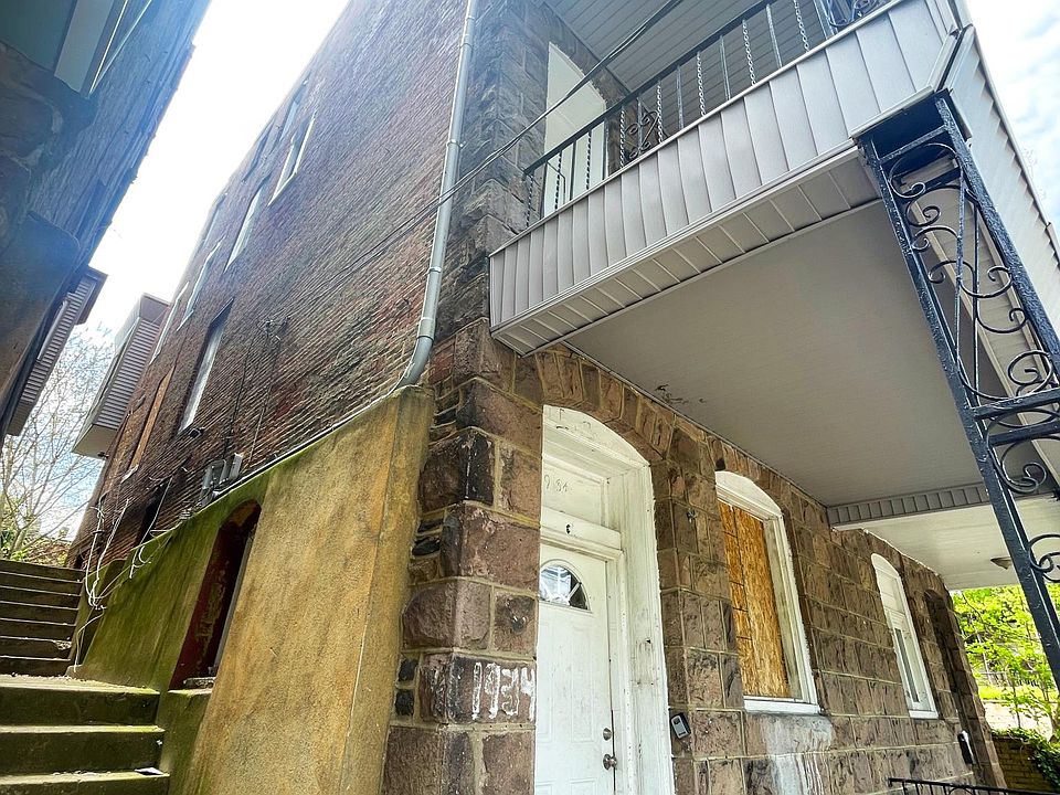 2nd image of 1934 W Ontario St #1REAR