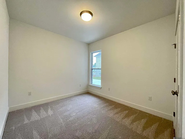 25279 Burlington Dr — Photo 9