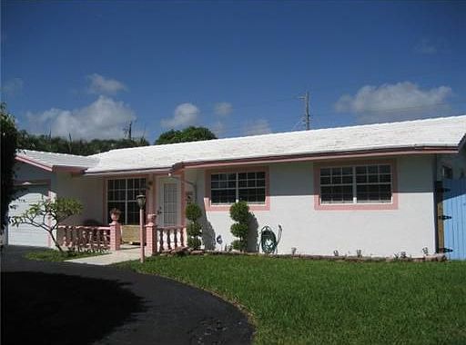 1st image of 3213 Dover Rd