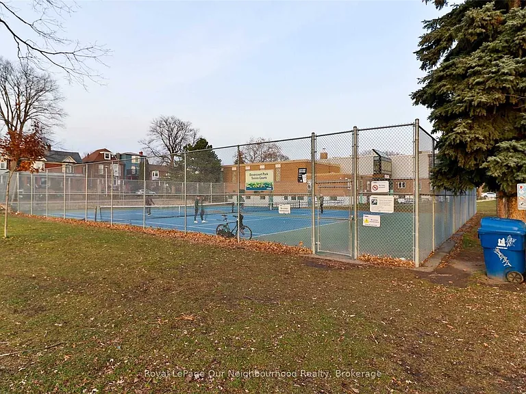 146 Bartlett Ave #LOWER — Photo 31