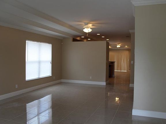2nd image of 720 Washington Ave
