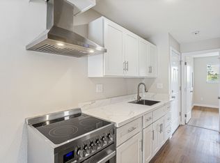 1203 Regents Blvd #1, Tacoma, WA 98466