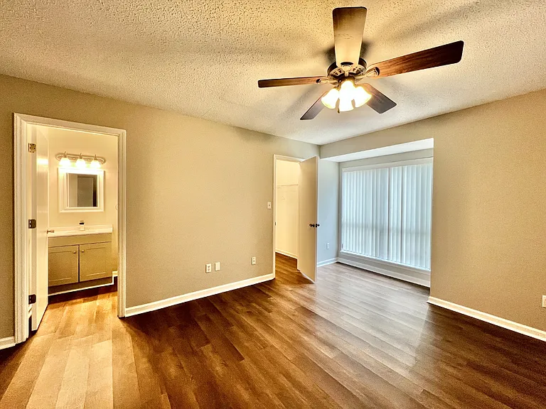 11084 Harrowfield Rd — Photo 12