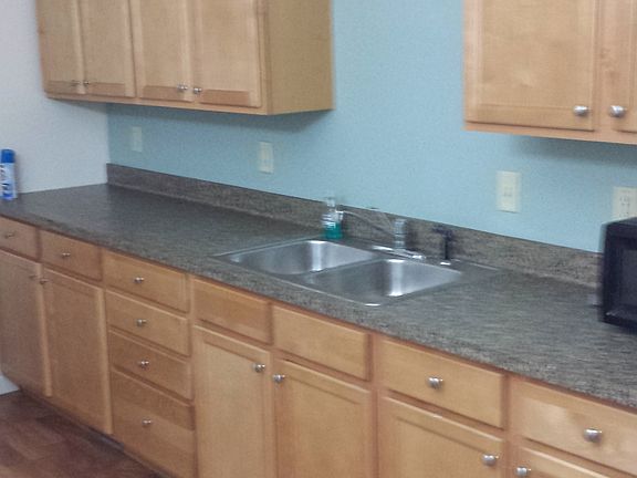 3rd image of 802 Elmwood Ave APT 1