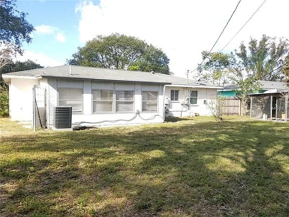 3rd image of 15 S Saturn Ave