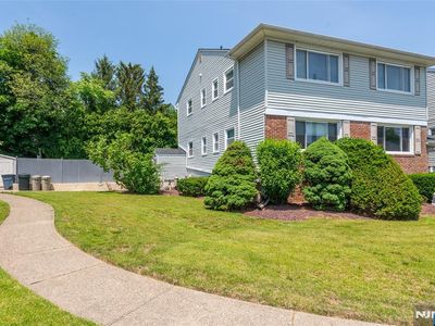 7 Craig Ct, Elmwood Park, NJ, 07407