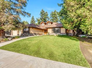2470 Kevin Ln, Porterville, CA 93257