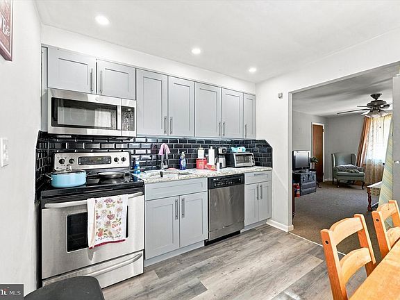 4th image of 506 Ryers Ave