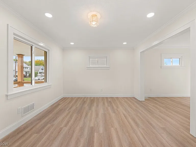 14016 Lakota Ave — Photo 7
