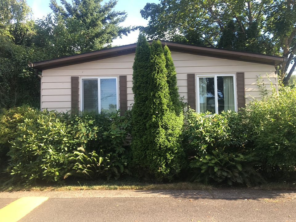1st image of 16812 SE 1st St Unit 65