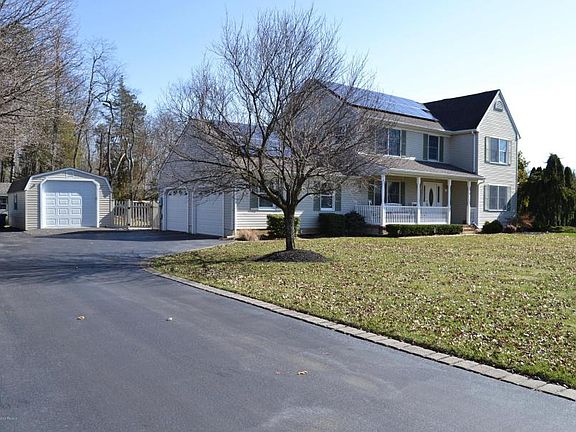 2nd image of 54 Hampshire Ct
