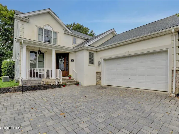 8 Vancleve Road, Manalapan, NJ 07726