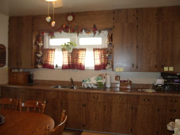 5th image of 433 E Alton St