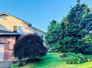 15264 NW Eugene Ln, Portland, OR 97229