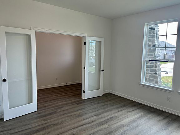 21914 Pecan Buff Drive Interior Image 2
