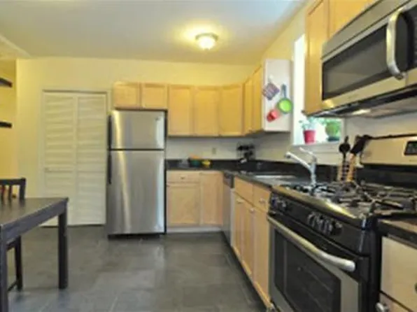 293 River St #1L, Cambridge, MA 02139