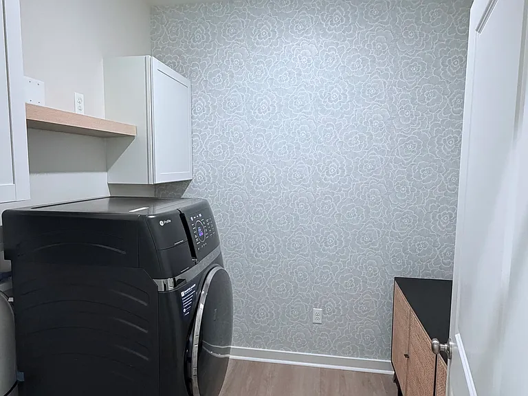 2305 Peony St — Photo 11
