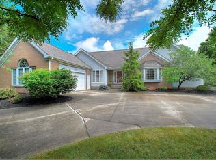 575 Charles Pl, Highland Hts, OH