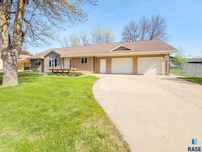 110 W Apple St, Tea, SD, 57064