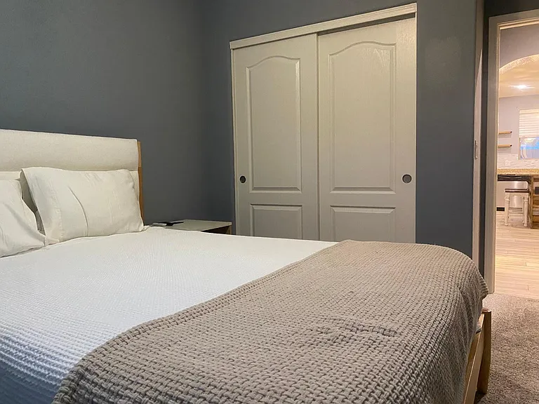 9237 W Irma Ln — Photo 20