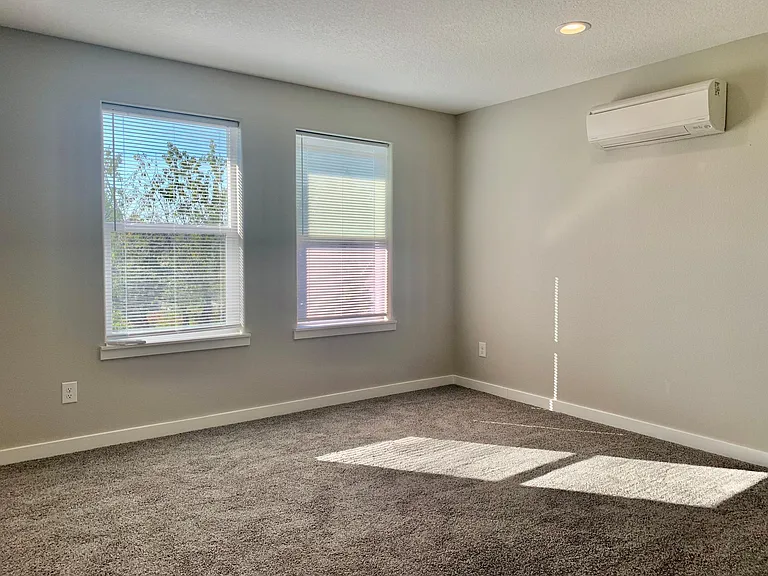 2943 NE 146th Way — Photo 12