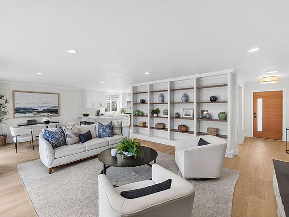 4th image of 2543 Pinot Way