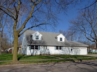 4718 Donald St, Lansing, MI 48910