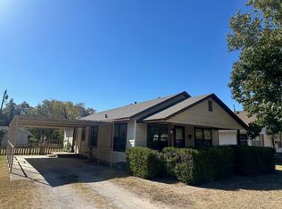107 E Chicago St, Shawnee, OK 74804
