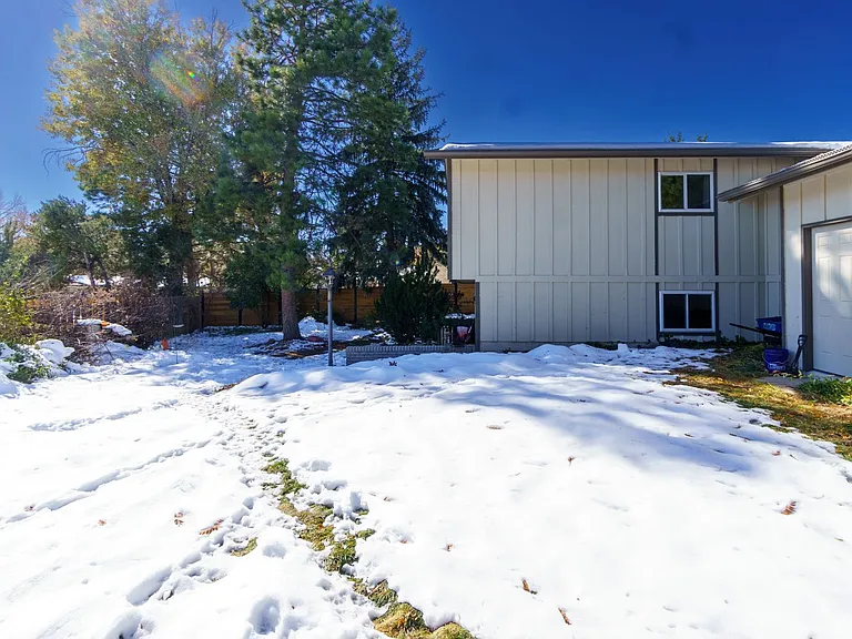 3295 W Parade Cir — Photo 38