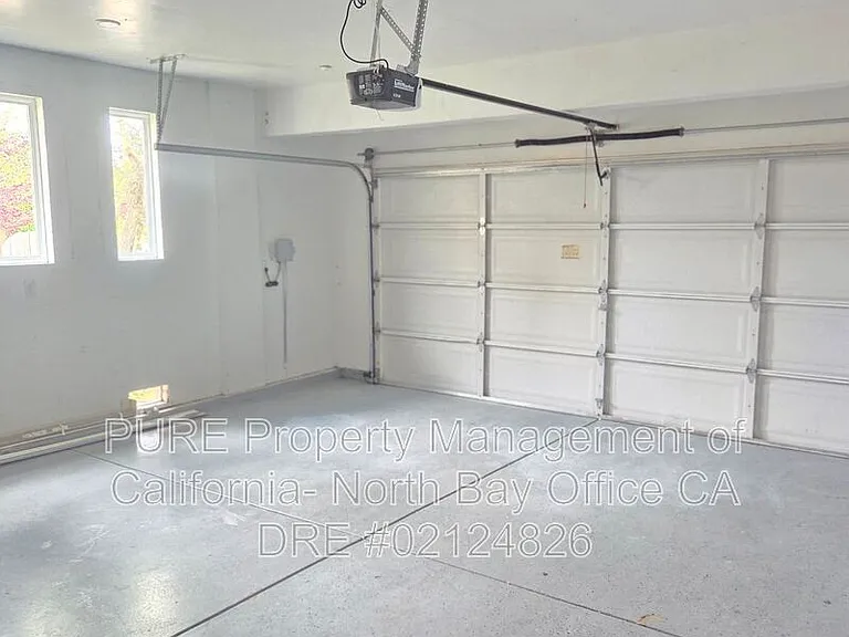 901 Colabianchi Ln — Photo 15