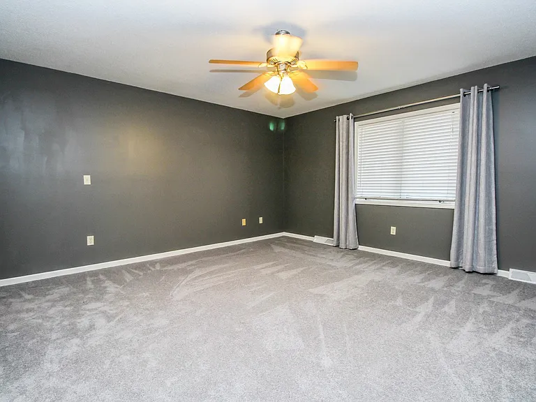 117 Hollyridge Ln — Photo 26