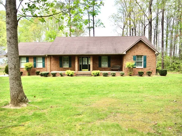 757 Meadow Dr, Tappahannock, VA 22560