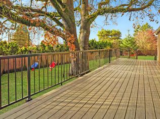 5755 SW Pasadena Dr, Portland, OR 97219