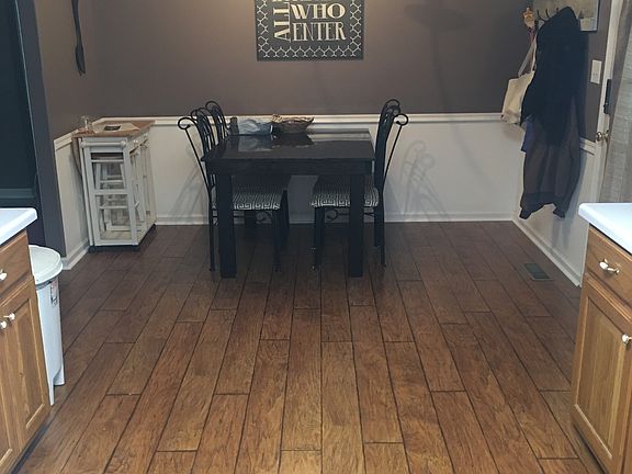 3rd image of 106 Eagle Haven Dr