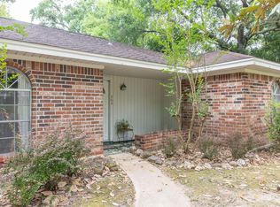 203 Sassafras Ln, Village Mills, TX 77663