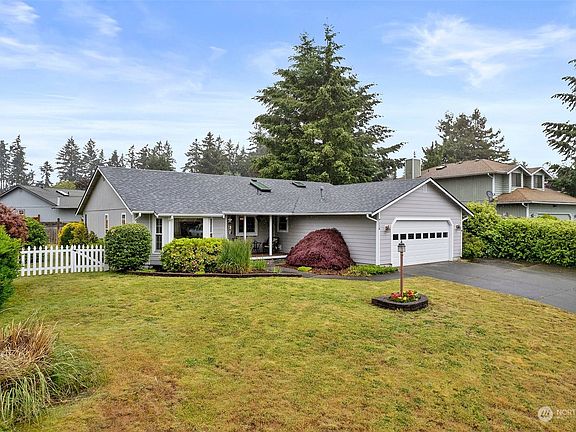 2nd image of 9128 Wendy Drive SE