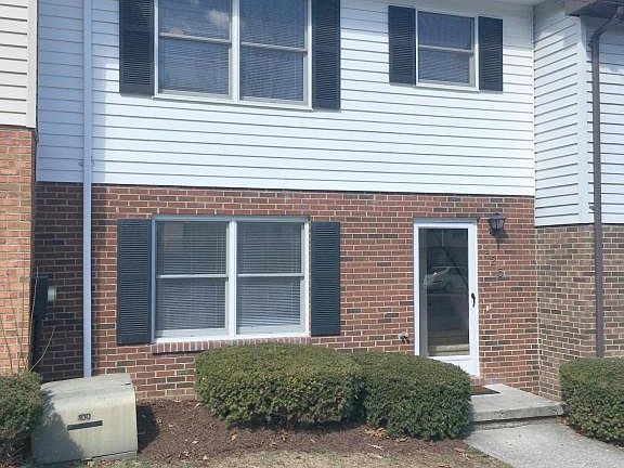 2nd image of 125 Franklin Parke Ct