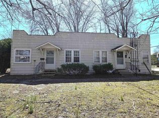 500 N Main St, Benton, IL 62812