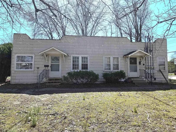 500 N Main St, Benton, IL 62812