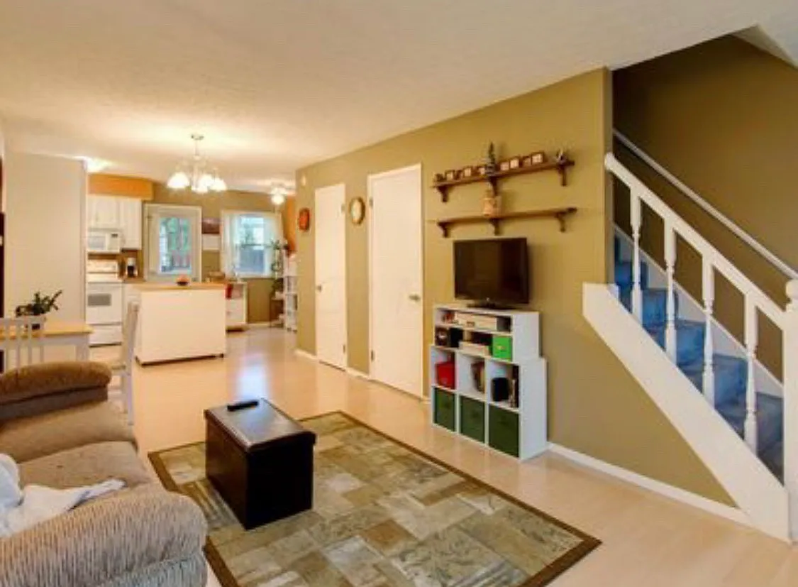 2 bed, 1.5 bath, 1231 sqft, $1,850 — Photo 4