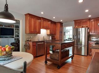149 Amberleigh Dr, White, GA 30184