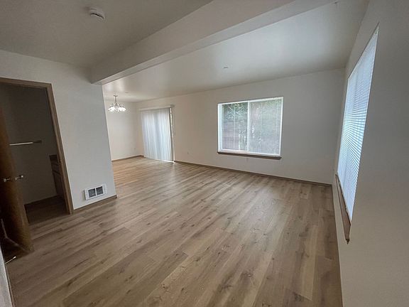 2nd image of 1258 Beach Ave Units A & B