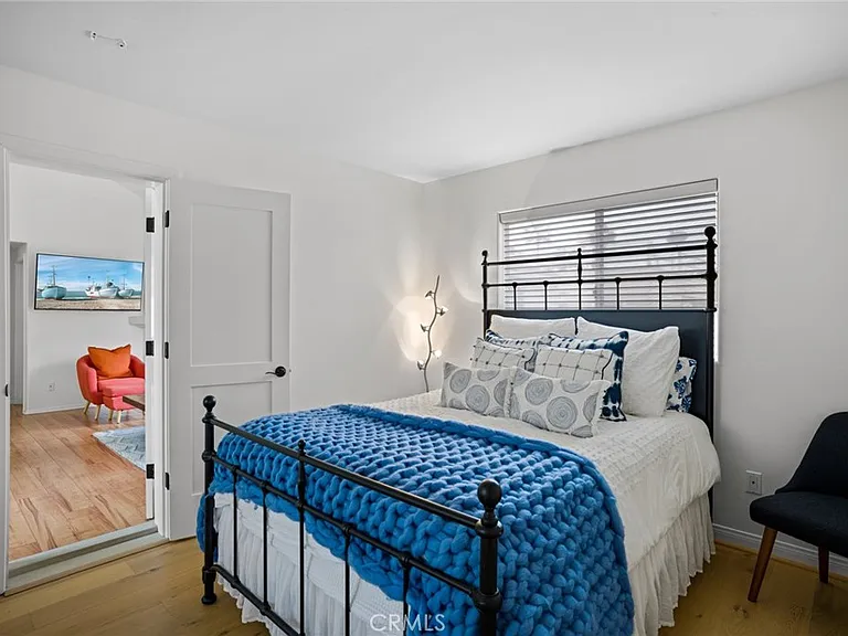 117 Marine Ave — Photo 17