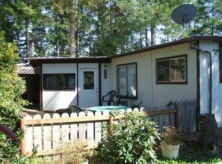 6 Redwood St, Florence, OR 97439