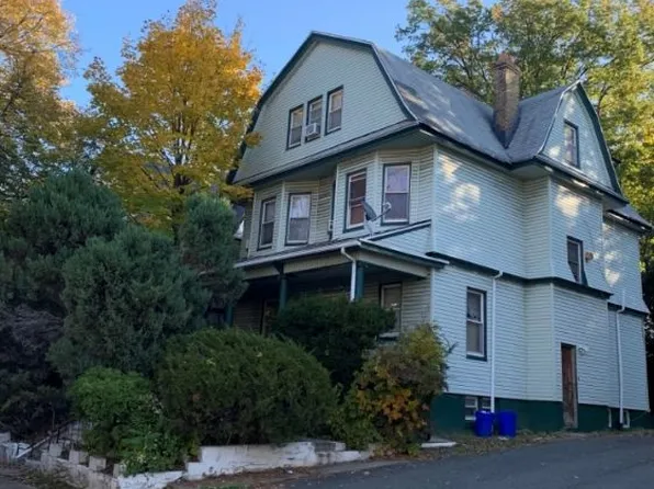 162 N Maple Ave, East Orange, NJ 07017