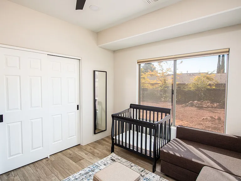 155 Quartz Dr — Photo 14